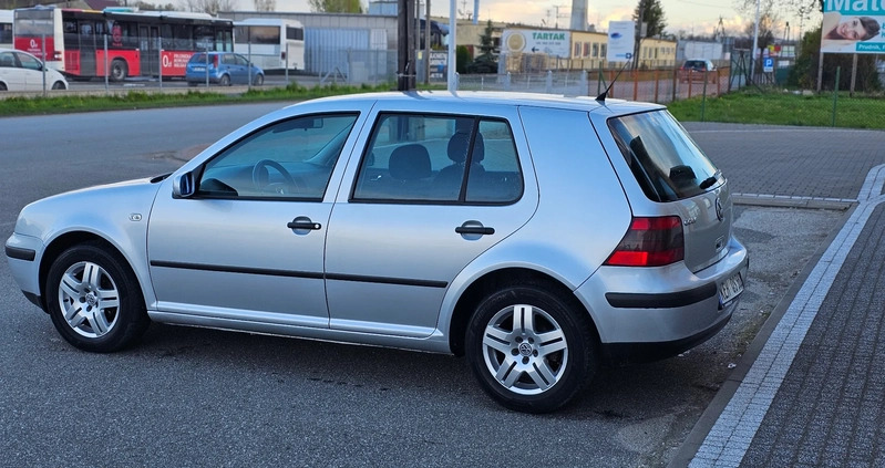 Volkswagen Golf cena 9900 przebieg: 140000, rok produkcji 2002 z Opole małe 436